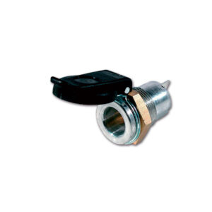 PRS411_1 Presa DIN in metallo con coperchio 12V 16A installata su pannello per camper