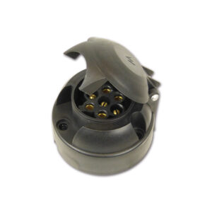 PRS7120C_1-1 Dettaglio della presa 7 poli ABS per rimorchi blister, mostra i contatti interni e il robusto corpo in ABS.