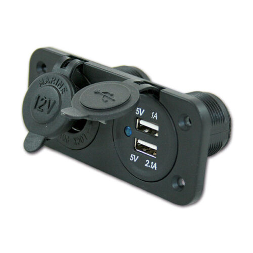 PRS903_1 Supporto con 2 USB e presa 12V installato su pannello interno di un camper, mostrando le porte di ricarica.