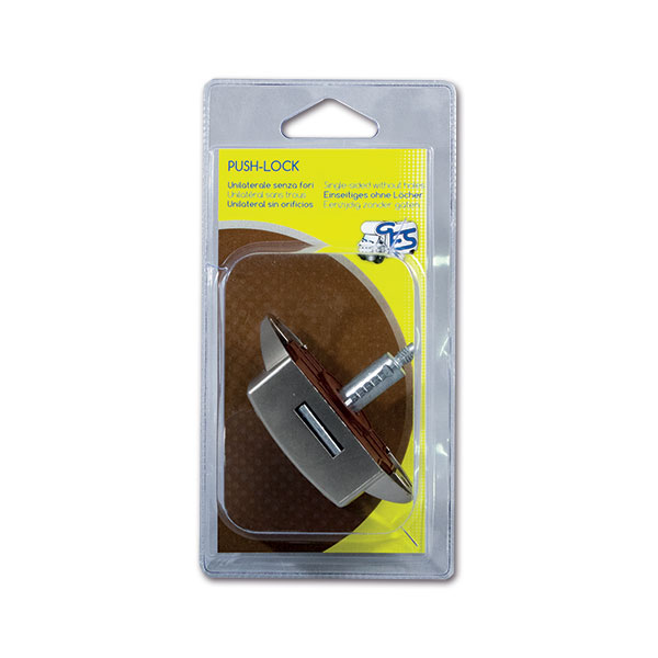PSH01NC_1-1 Dettaglio del Push-Lock unilaterale satinato installato su un'anta di mobile da camper, evidenziando il meccanismo di chiusura e la finitura elegante.
