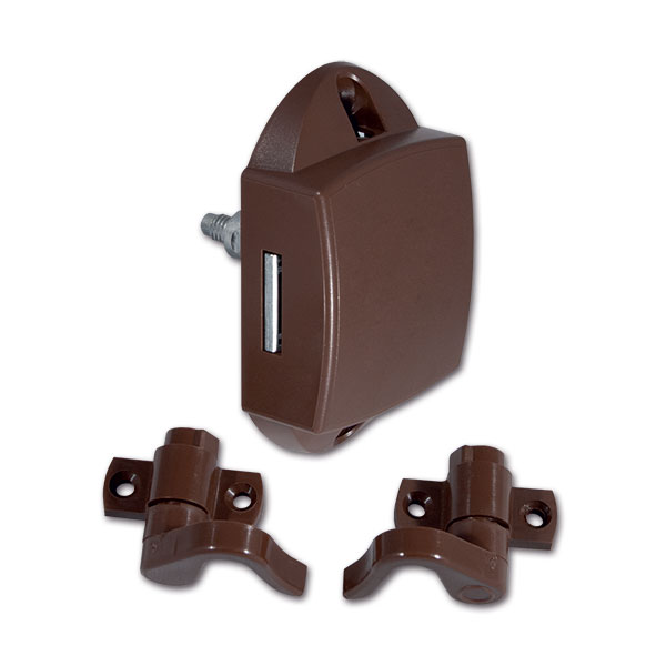 PSH11MC_2-1 Immagine del Push-Lock unilaterale installato su un'anta di mobile in un camper, mostrando la sua funzionalità.