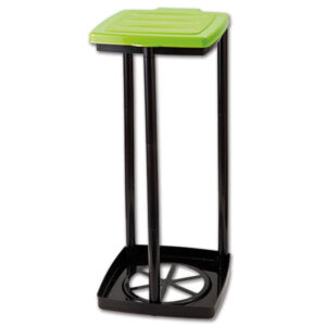 Pattumiera con pedana Bio Boy di BRUNNER S.R.L. in ambiente camper.