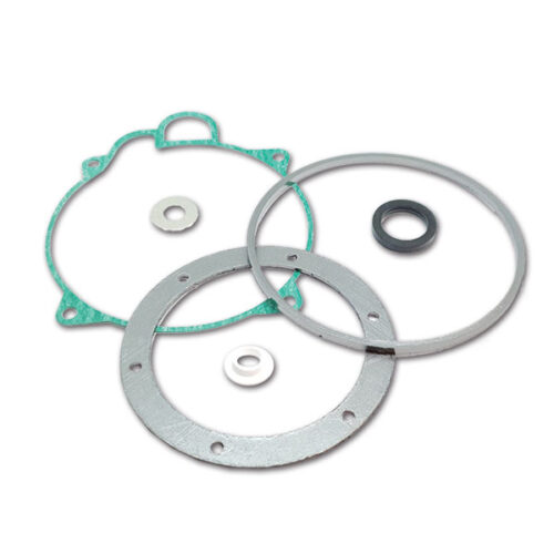 Dettaglio del kit guarnizioni completo 4D per riscaldatori a gasolio di camper e caravan, con diversi tipi di guarnizioni.