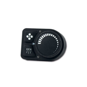 RIS9410_1-1 Dettaglio del pannello di controllo PU-5 con display acceso, che mostra le impostazioni di temperatura del riscaldatore a gasolio.