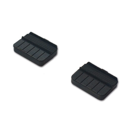 Set di quattro Aero F Pads per specchi supplementari, che mostrano la texture e lo spessore del materiale.