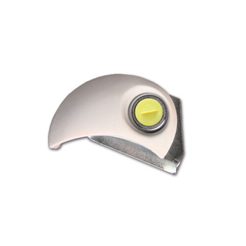 Serratura Flap Lock Moon sinistra installata su portellone camper, vista laterale con dettaglio meccanismo.