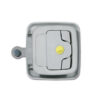 SRT1140P_3-1 Immagine frontale della serratura a compressione, con chiave inserita