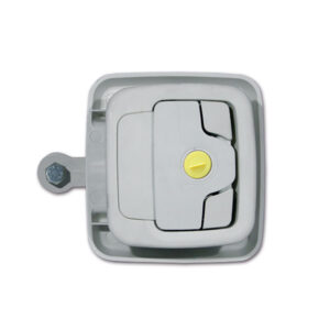 SRT1140P_3-1 Immagine frontale della serratura a compressione, con chiave inserita