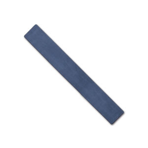 TPL300G_1-1 Tappeto per corridoio grigio 300x45 cm posizionato all'interno di un camper, mostrando la sua funzionalità e integrazione nell'ambiente.