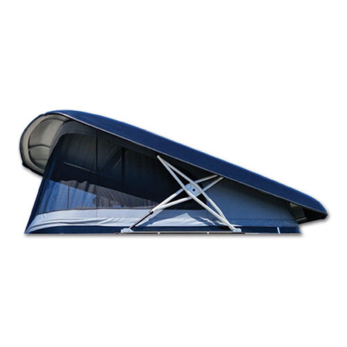 TPR902_1-1 Tenda estiva Sky Up • Ducato installata su furgone camperizzato, offre ombra e spazio aggiuntivo per il relax all'aperto.
