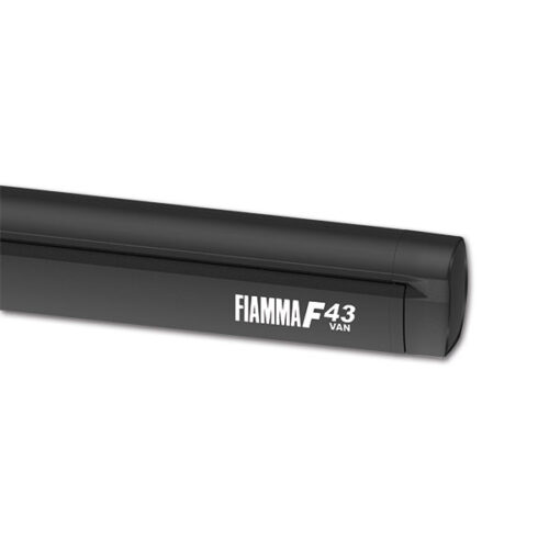 Tenda da sole F43 Van 270 Deep Black di FIAMMA S.P.A. montata su furgone camperizzato in ambiente esterno.