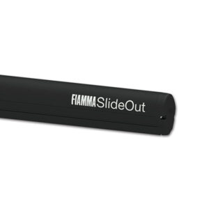 VRD9228G_1-1 FIAMMA Slide Out 280 Deep Black / Royal Grey esteso, mostra lo spazio aggiuntivo per camper.