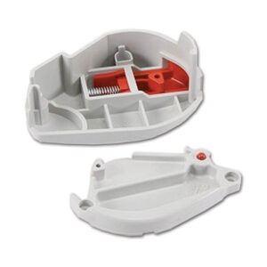 Componenti del Kit spalletta e frontale F35 di FIAMMA S.P.A. pronti per l'installazione su una tenda da sole per camper.