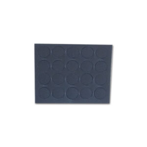 VTE133_2-1 Dettaglio del coprivite adesivo nero da 13 mm applicato su pannello interno.