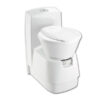 WC fisso CTS4110 Dometic installato in un bagno moderno di camper, vista frontale del sedile e della tazza.