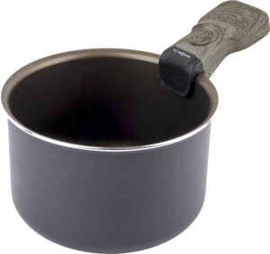 Popote Torralta durante una pausa pranzo all'aperto, libertà culinaria