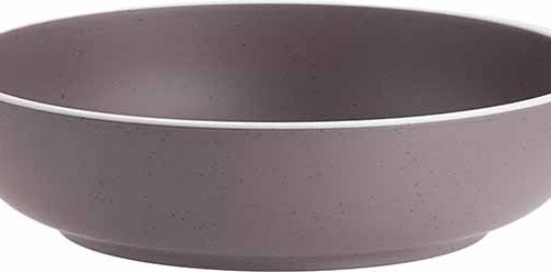 Insalatiera Dolomit Rose dal design elegante, ideale per servire insalate fresche durante i viaggi in camper e caravan.